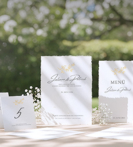 Handgeschöpftes Büttenpapier für Ihre Hochzeit.